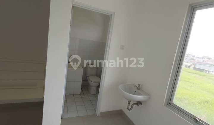 For Sale: Shophouse in the Main Commercial Area of Citra Raya Bitung 2