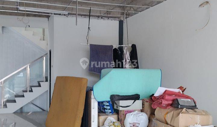 Disewakan Ruko Dilokasi Yang Sangat Strategis Di Jakarta Selatan 2