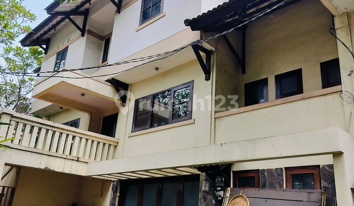 Dijual Rumah Dilokasi Strategis Dapat Dijadikan Untuk Usaha 1