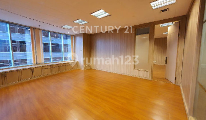 Disewakan Space Kantor di Menara Sudirman Jakarta 2