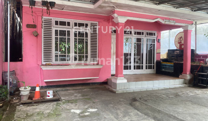 Dijual Rumah Yang Juga Dapat Dijadikan Tempat Usaha Di JakSel 1