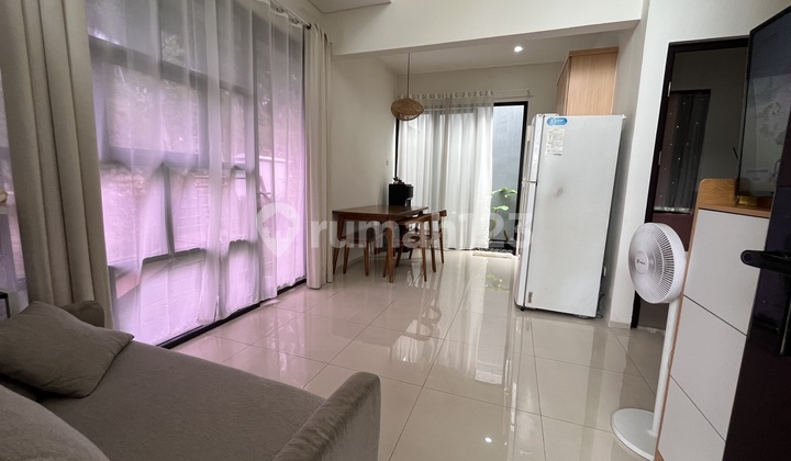 Rumah Siap Huni di Cibubur Cikeas Tipe Hook 1 Milyaran Rumah Siap Huni di Cibubur Cikeas Tipe Hook 1 Milyaran