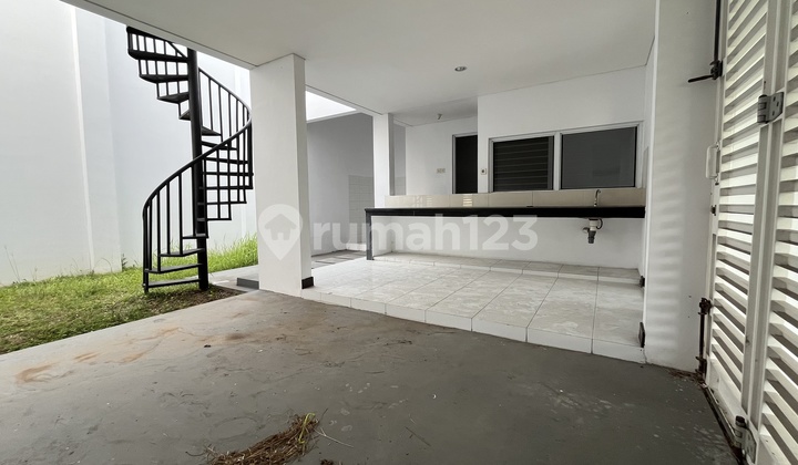 Rumah Mewah 3 Lantai Tipe Hook Di Bekasi Utrata