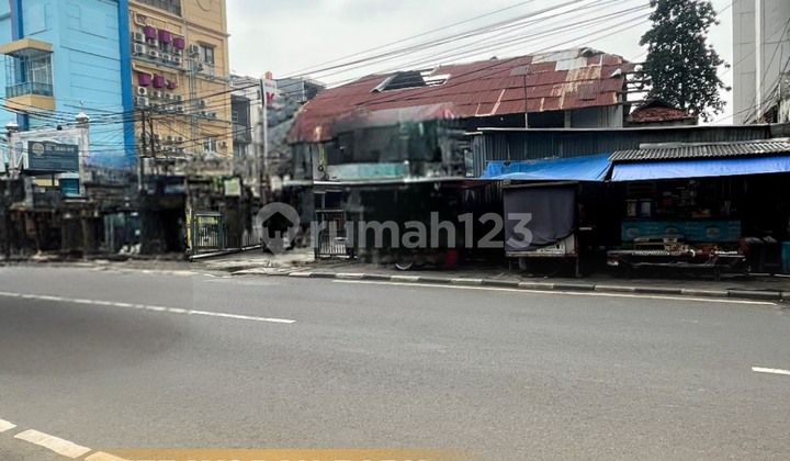 Kebayoran Baru, Gandaria, Ruang Usaha