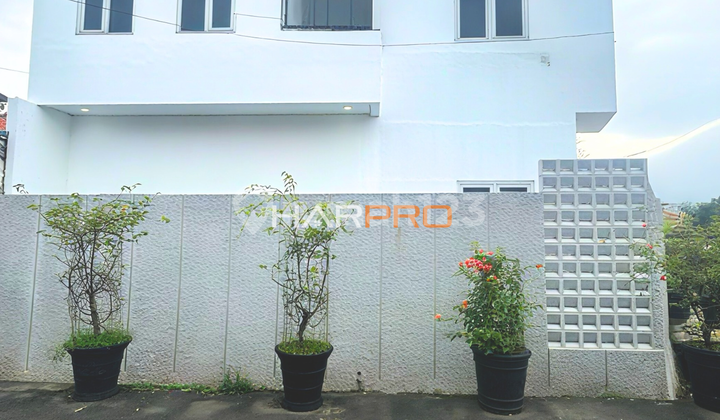 Tebet - Exclusive Modern Box House, Siap Huni 2