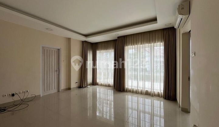 Rumah Cantik Asri Di Rafflesbhills Rumah Cantik Asri Di Rafflesbhills