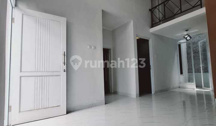 Rumah Cantik Siap Huni Di Metland Cileungsi, Asri Dan Aman 24 Jam 2