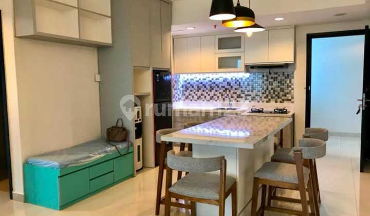 Apartemen Siap Huni Di Lantai 25, Dengan Full Furnish 2