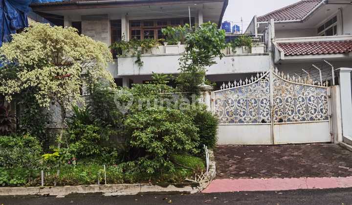 Sell Ready-to-Live House in Pondok Indah, South Jakarta