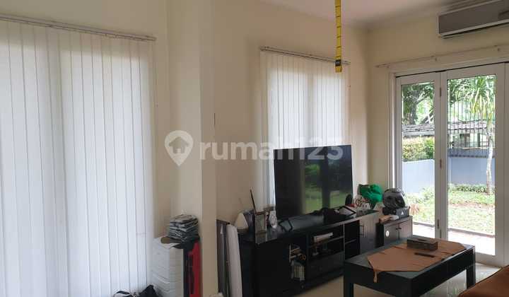 Beautiful and Fresh Home Ready to Occupy On a Nice Golf Hill