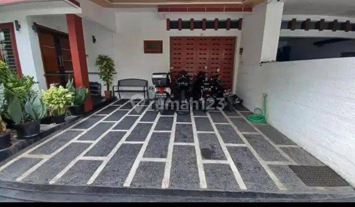 Rumah Cantik Di Jakarta Selatan, Siap Huni Bagus Dan Lokasi Strategis 2