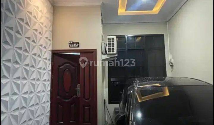 Rumah Cantik Siap Huni Lokasi Strategis, Bagus  2