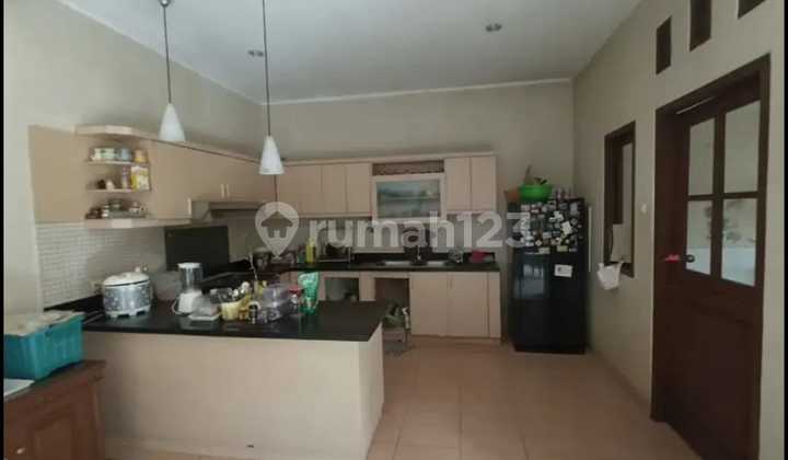 Rumah Cantik Siap Huni, Cantik Elegan dan Aman Dijaga Security 24 Jam