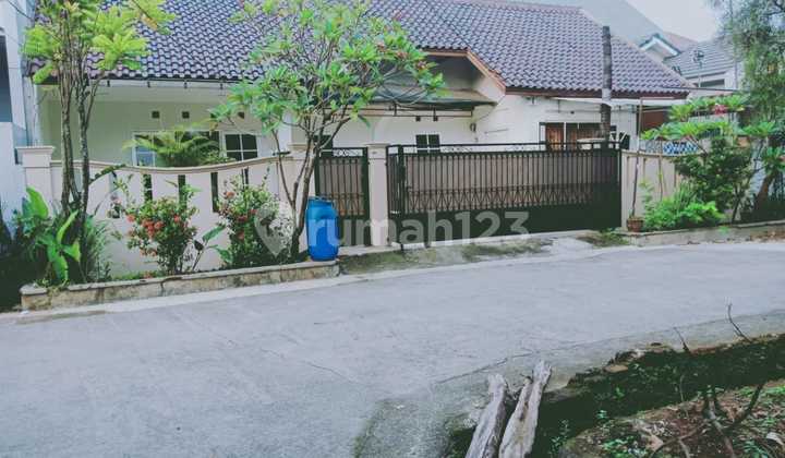 Rumah Siap Huni Di Jatiwarna Bekasi. Asri Dan Aman 24 Jam