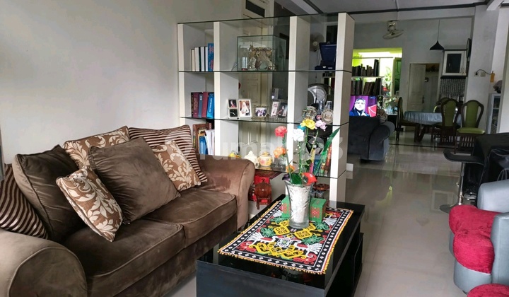 Ready to occupy in North Medayu near Medokan, Rungkut. 2