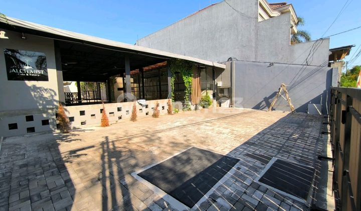 Dijual Rumah Usaha Layout Cafe Di Second Road Rungkut Asri