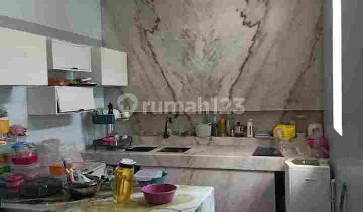 Nginden Intan Timur dkt Rungkut, Semolowaru 2