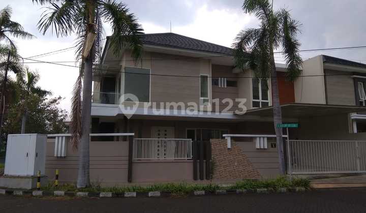 Araya 2 hook new minimalis dkt merr, manyar, dharmahusada