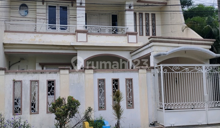 Minimalist Dharmahusada House Near Kertajaya, Manyar Minimalist Dharmahusada House Near Kertajaya, Manyar