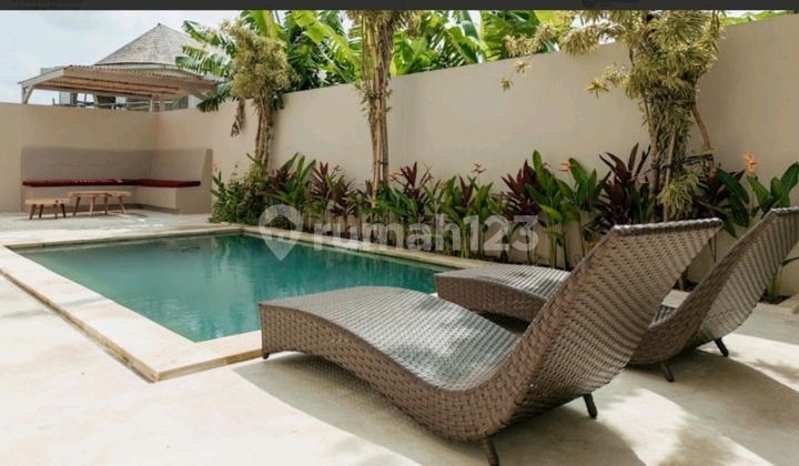 For Sale New Villa With Private Poll