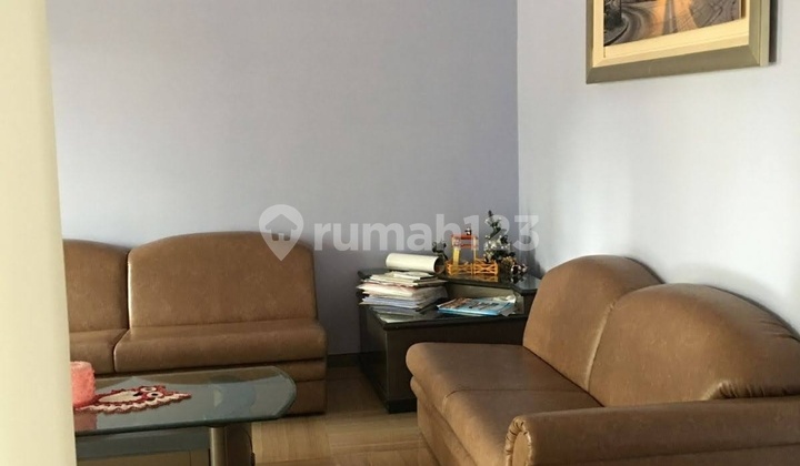 Araya 1 main road dkt manyar, kertajaya 2