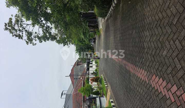 SALE Rumah Manyar Kartika Row 3 Mobil 2