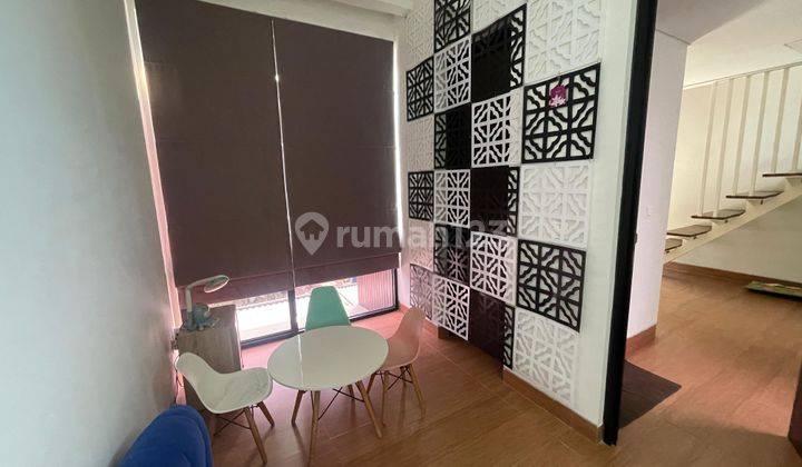 Rumah Bagus, Hook, Semi Furnished di Kota Wisata, Jakarta Timur 2