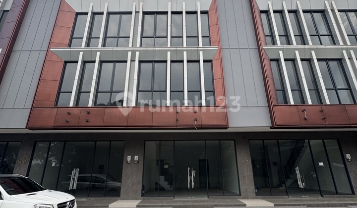 Front Row 3-Story Shop House for Rent Cheap Below Market Price. Prime Location in Cibubur Tourist City.