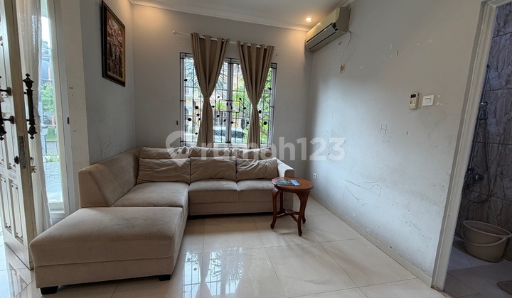 Cluster Depan Kota Wisata Full Renovasi Dijual Murah di Kota Wisata 2