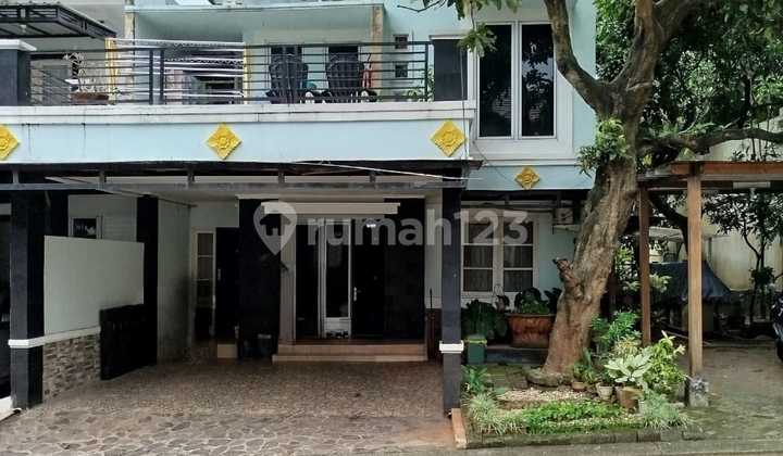  Rumah Asri di Kota Wisata Dekat Jalan Toll Kawasan Mandiri