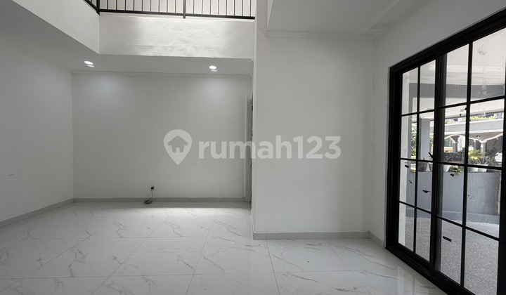 Dijual Rumah Full Renovasi & Baja Ringan di Kota Wisata 2