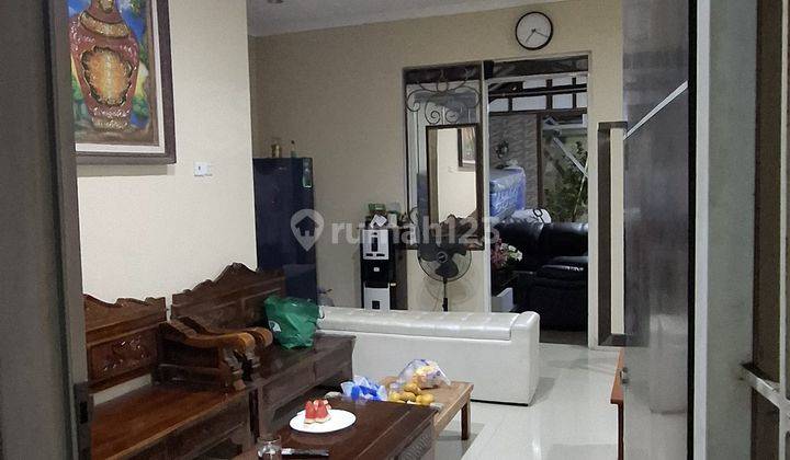 Rumah 2 Lantai Furnished SHM di Metland Transyogicileungsi, Bogor 1