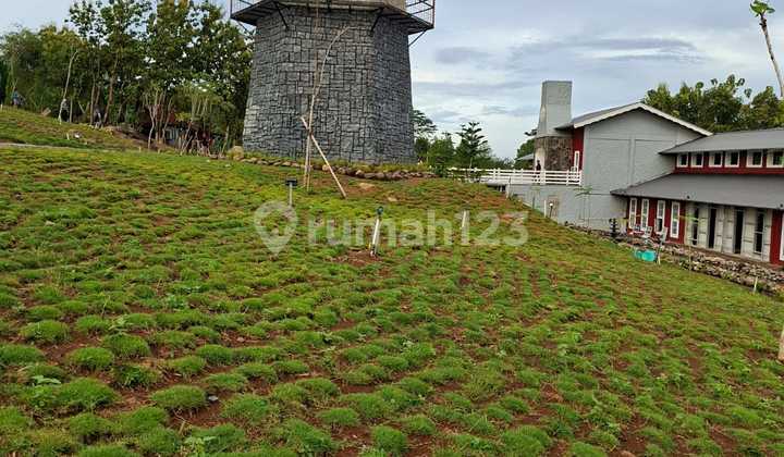Land in Bogor with SHM, Mountain View, 6 Meter Wide Paved Road. Land in Bogor with SHM, Mountain View, 6 Meter Wide Paved Road.