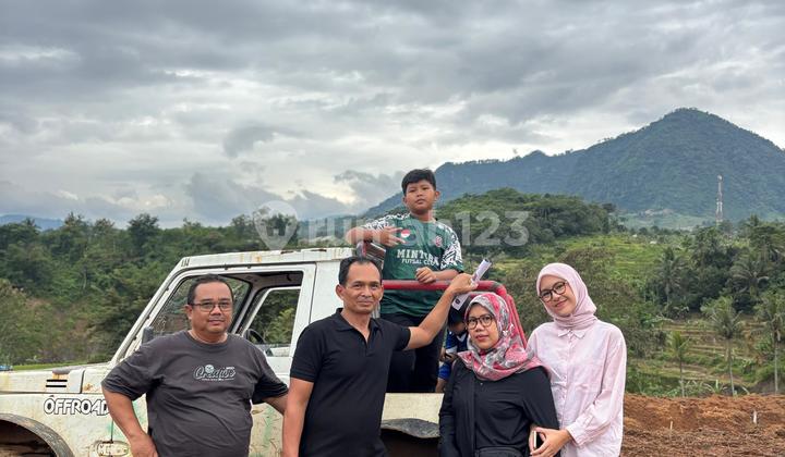 Land with SHM Legality and Free Name Transfer Near Jabotabek