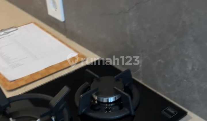 Dijual Apartemen Antasari Place Type Studio Lantai Tinggi  Harga Super Miring . 2