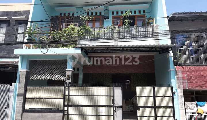 For Rent: 2-Story House Ready to Occupy in Kemang