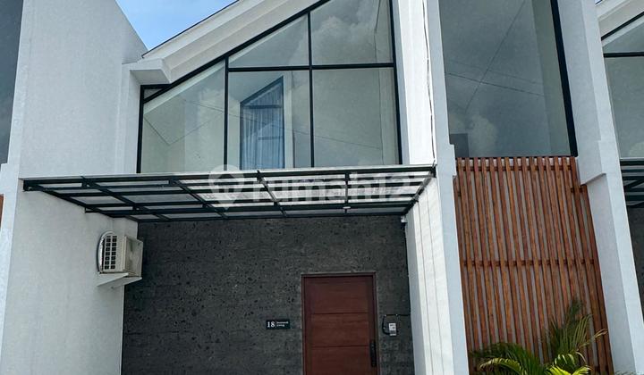 Disewakan Rumah Minimalis Di Seminyak - One Gate System, View Sawah Dua Sisi 1