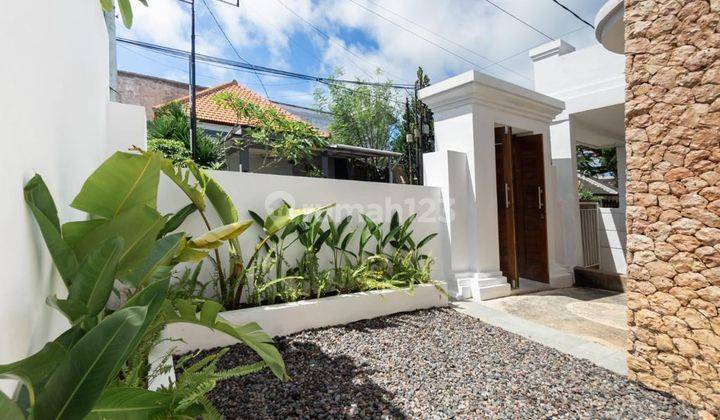 Dijual Villa Impian Di Jl. Puri Gading, Jimbaran 2