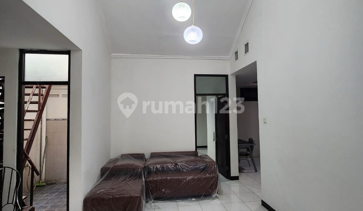 Disewakan Rumah Taman Puspa Raya Bagus 2