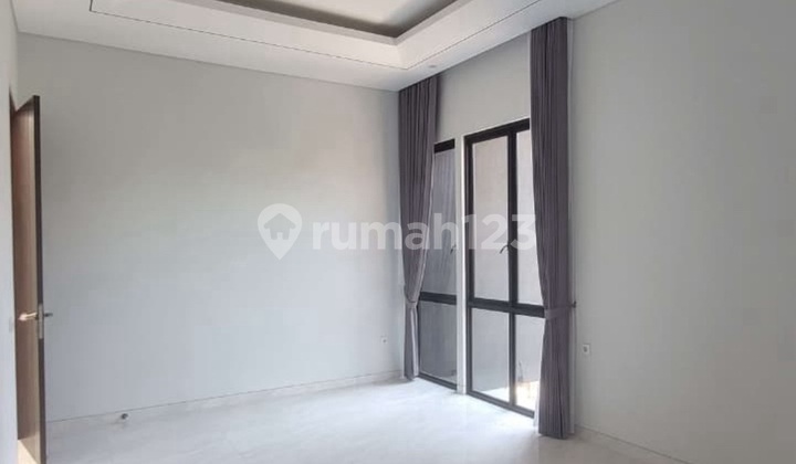 New Hook House for Sale in Manyar 2