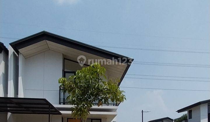 Dijual Rumah 2 Lt  Siap Huni Hook  Lokasi Up Town Lippo Cikarang  2