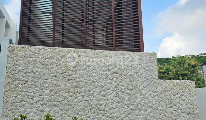 Villa 2 Lantai Baru Full Furnished Kampial Badung