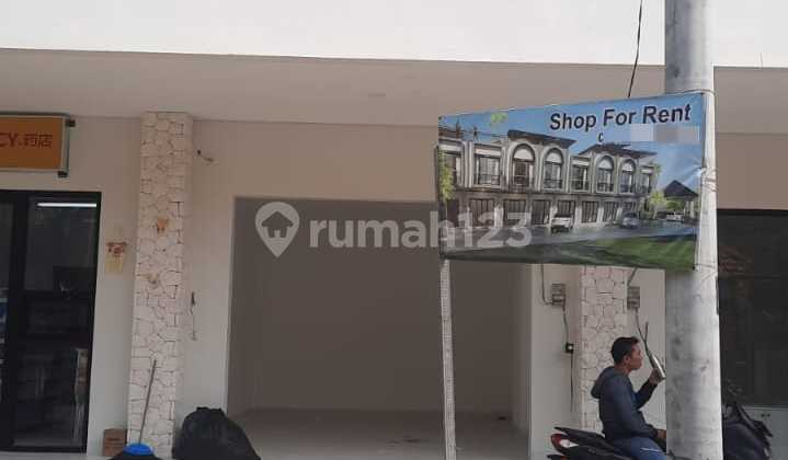 Premium Store Seminyak, Suitable for Business