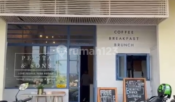 Ready-to-Use Shop in Jln Berawa, Commercial Area of Canggu Ready-to-Use Shop in Jln Berawa, Commercial Area of Canggu