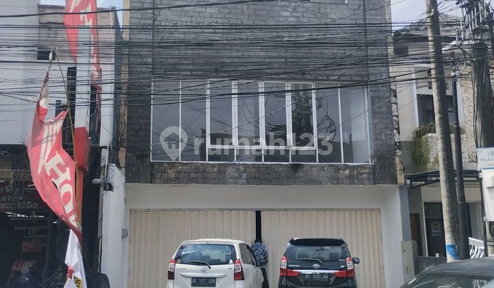 Strategic 3-Story Shop House Near RSUP Sanglah