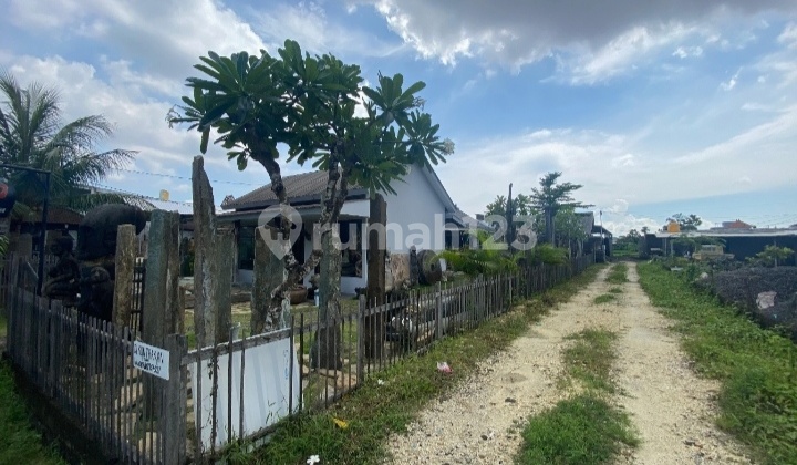 7.5 Are Land for Rent, Busy Kerobokan Location 7.5 Are Land for Rent, Busy Kerobokan Location