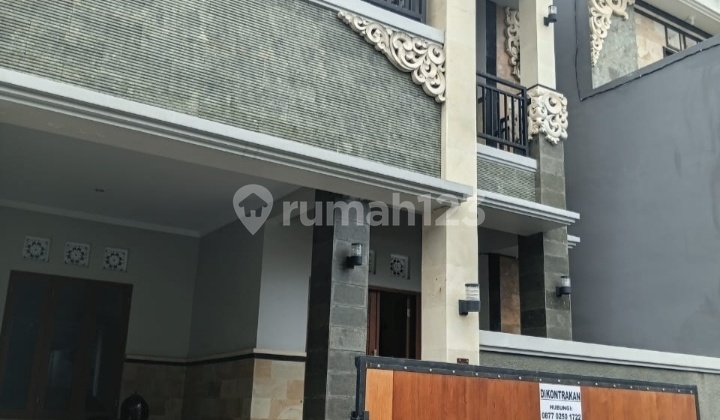 2-Story House with 3 Bedrooms in East Gatot Subroto