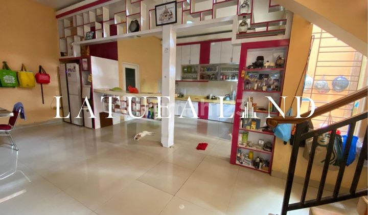 For Sale Large & Strategic House Pulogebang Permai 2