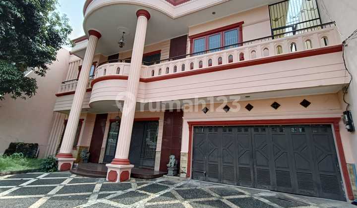 Rumah Mewah 2Lt Danau Indah Barat