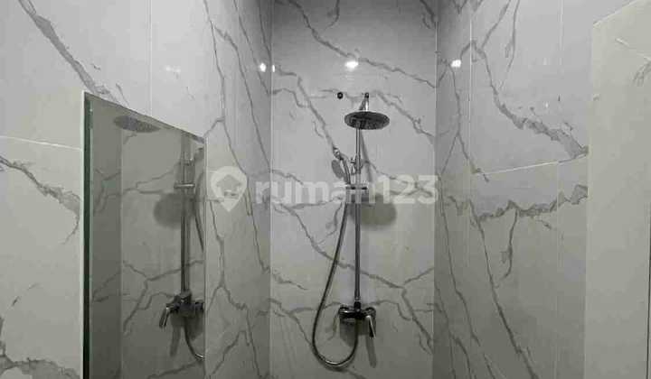 Beautiful Strategic Cluster House in Jatinegara Lio Cakung, East Jakarta 2